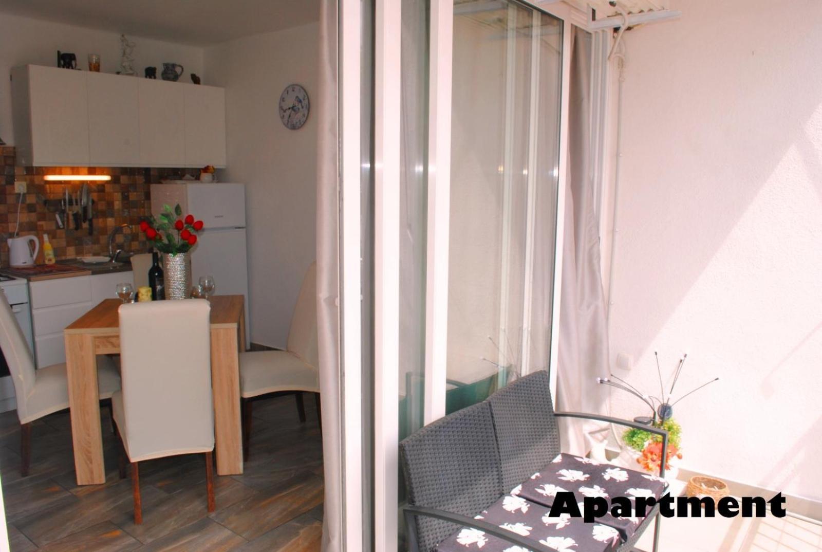 Sunshower Apartment And Studio Split Ngoại thất bức ảnh
